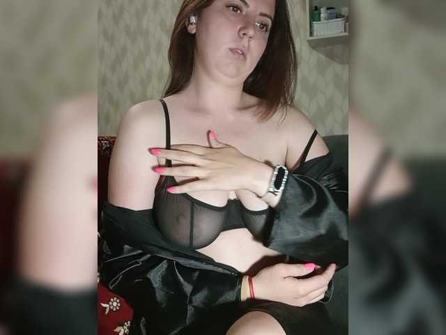 Melenka live cam on BongaCams