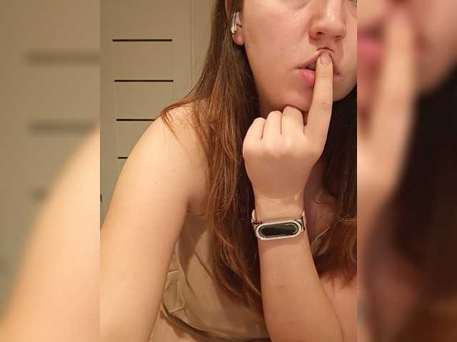 Melenka, en directo ahora en BongaCams