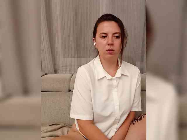 Melenka Live Webcam on BongaCams
