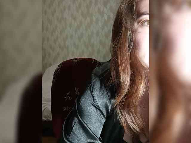 Melenka Live Webcam on BongaCams