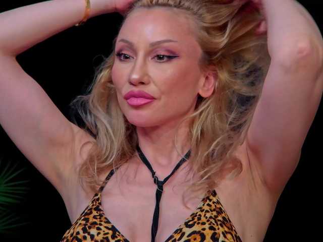 KellyWife