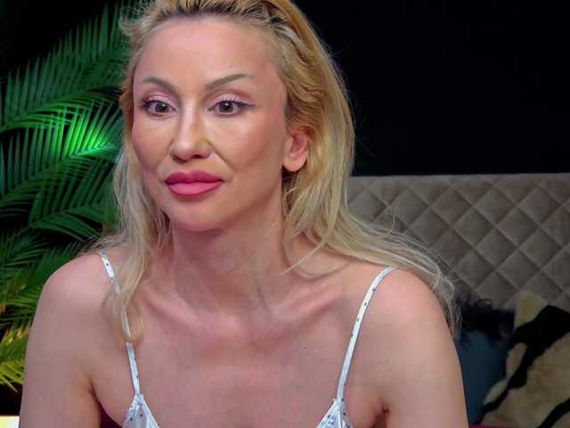 KellyWife