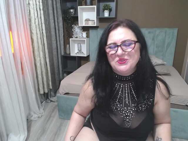 ValerieSmiths live cam on BongaCams