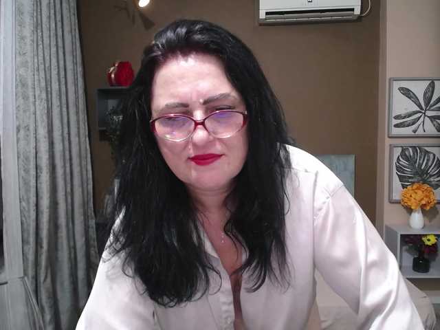ValerieSmiths live cam on BongaCams