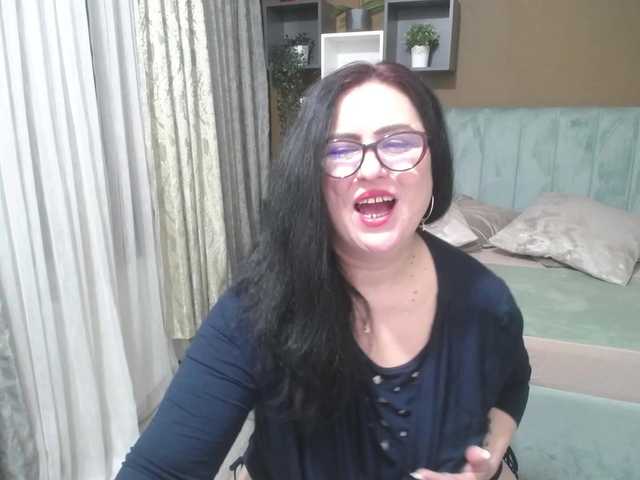 ValerieSmiths — live female cam