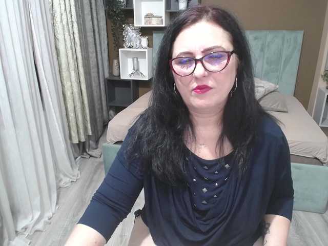 ValerieSmiths live cam on BongaCams