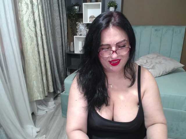 ValerieSmiths live cam on BongaCams