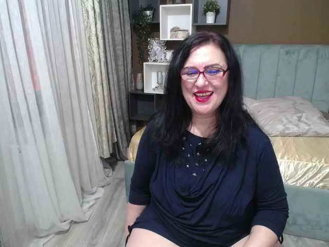 ValerieSmiths live cam on BongaCams