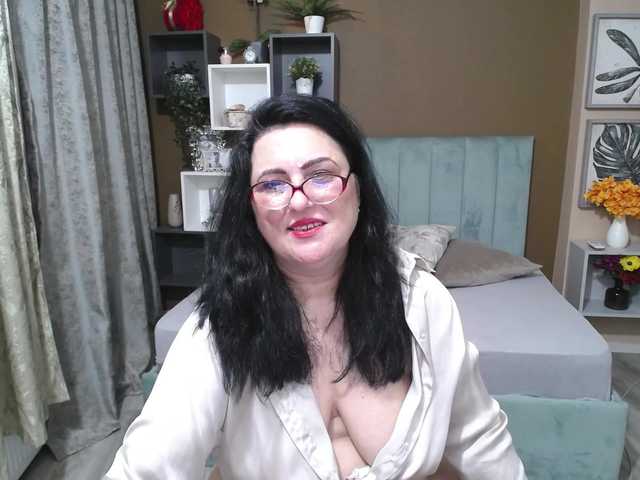 ValerieSmiths live cam on BongaCams