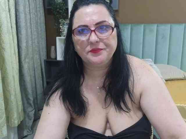 ValerieSmiths Live Webcam on BongaCams