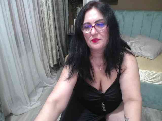 valeriesmiths's live room