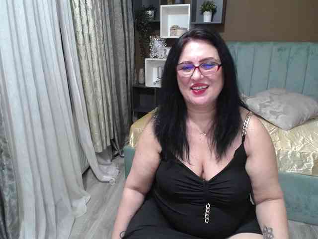 ValerieSmiths ValerieSmiths