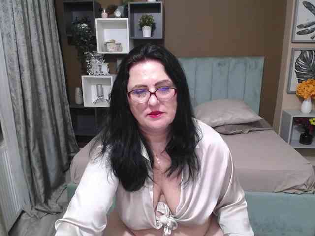 ValerieSmiths ValerieSmiths