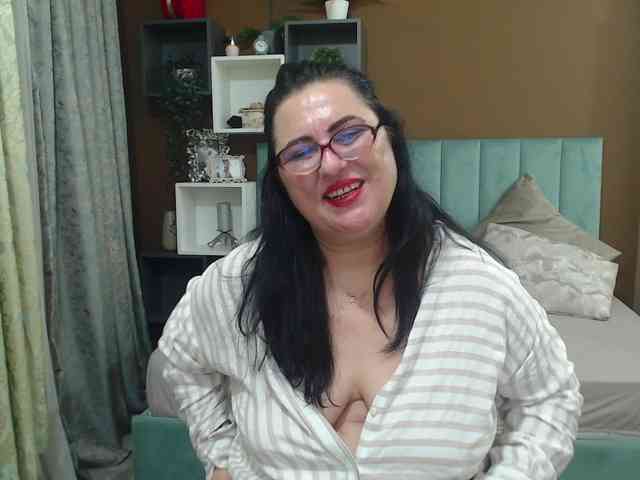 ValerieSmiths ValerieSmiths