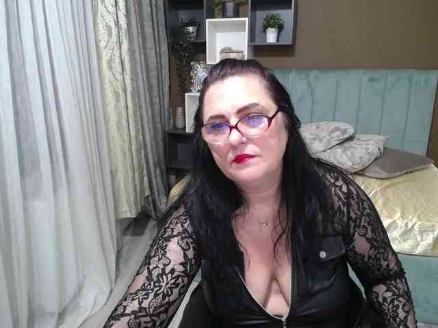 ValerieSmiths Live Webcam on BongaCams