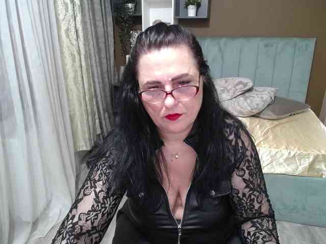ValerieSmiths Live Webcam on BongaCams