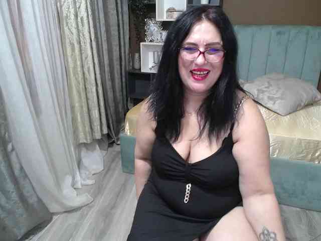 ValerieSmiths ValerieSmiths
