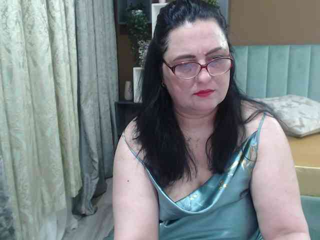 ValerieSmiths ValerieSmiths