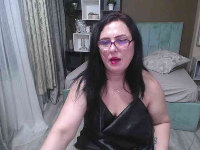 ValerieSmiths Live Webcam on BongaCams