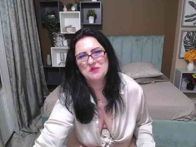 ValerieSmiths ValerieSmiths