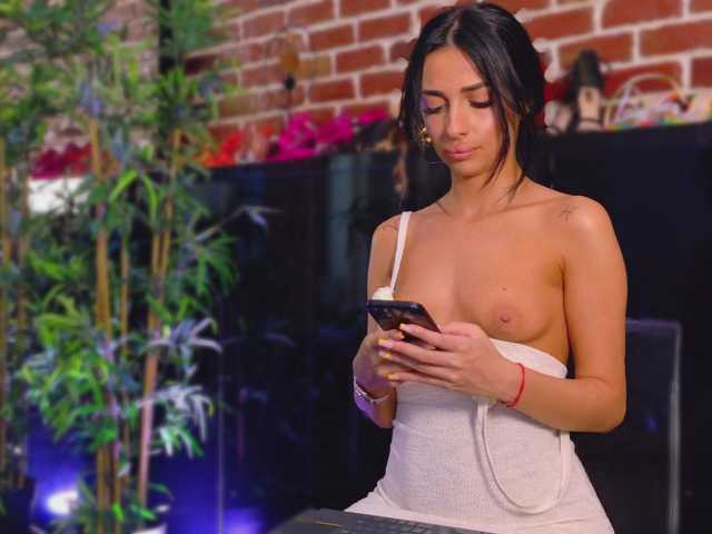 VanessaVosss live cam on BongaCams
