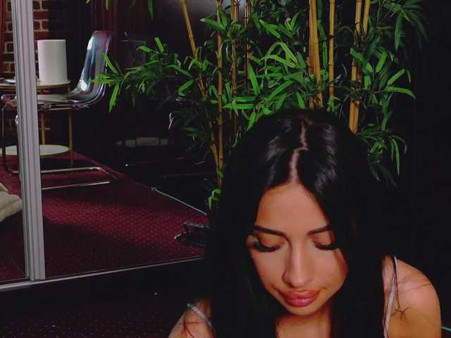 Sex chat gratuit in direct cu VanessaVosss pe BongaCams