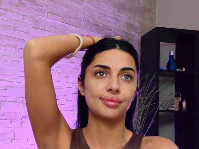 Sex chat gratuit in direct cu VanessaVosss pe BongaCams