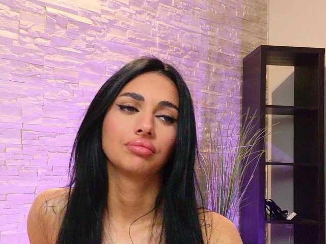 Sex chat gratuit in direct cu VanessaVosss pe BongaCams