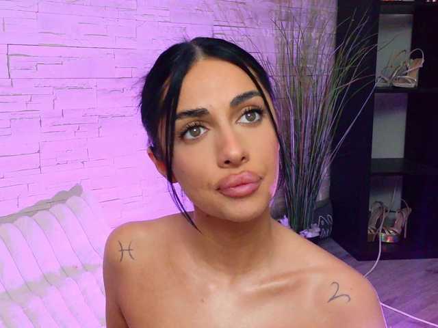 Sex chat gratuit in direct cu VanessaVosss pe BongaCams