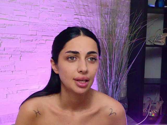Sex chat gratuit in direct cu VanessaVosss pe BongaCams