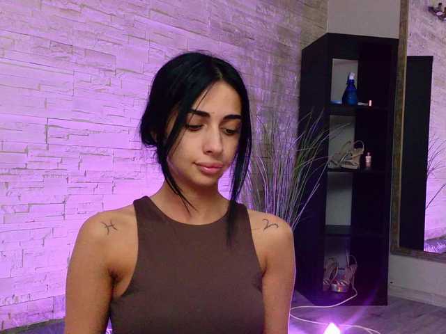 Sex chat gratuit in direct cu VanessaVosss pe BongaCams