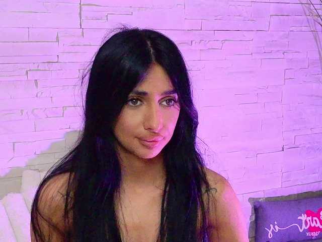 Sex chat gratuit in direct cu VanessaVosss pe BongaCams