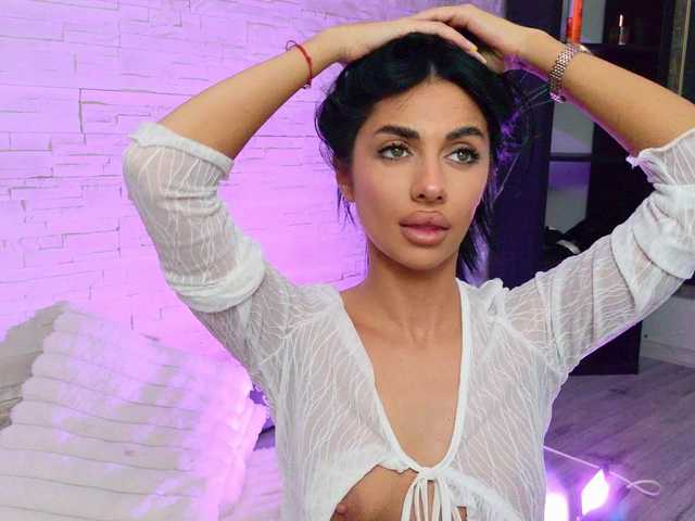 Sex chat gratuit in direct cu VanessaVosss pe BongaCams