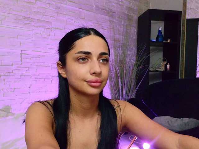 Sex chat gratuit in direct cu VanessaVosss pe BongaCams