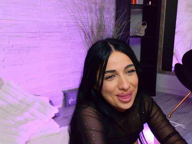 Sex chat gratuit in direct cu VanessaVosss pe BongaCams