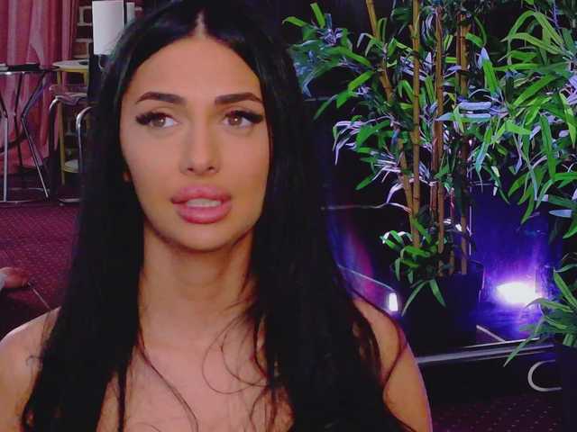 vanessavosss cam belle