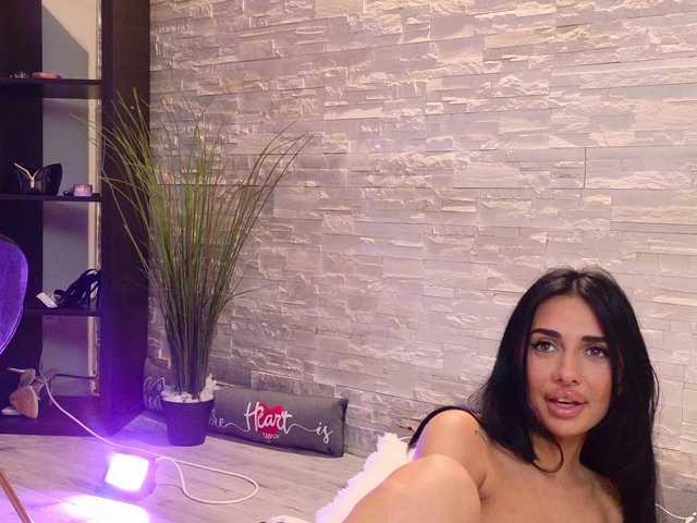 Sex chat gratuit in direct cu VanessaVosss pe BongaCams
