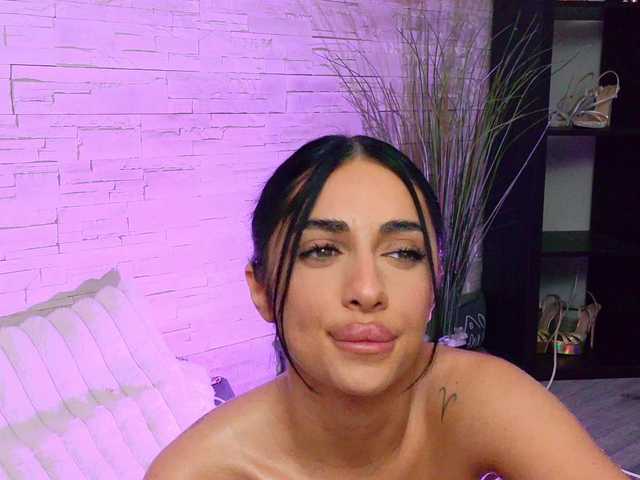 Sex chat gratuit in direct cu VanessaVosss pe BongaCams