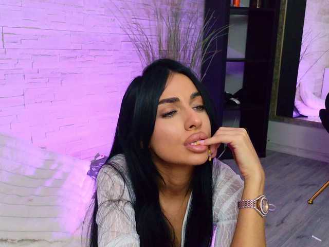 Sex chat gratuit in direct cu VanessaVosss pe BongaCams