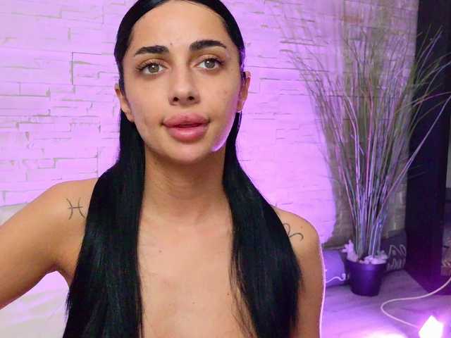 Sex chat gratuit in direct cu VanessaVosss pe BongaCams