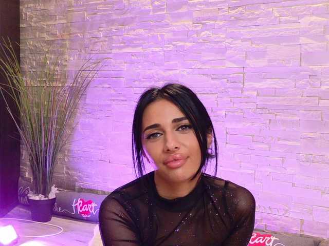 Sex chat gratuit in direct cu VanessaVosss pe BongaCams