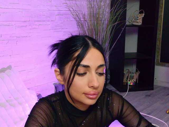 Sex chat gratuit in direct cu VanessaVosss pe BongaCams