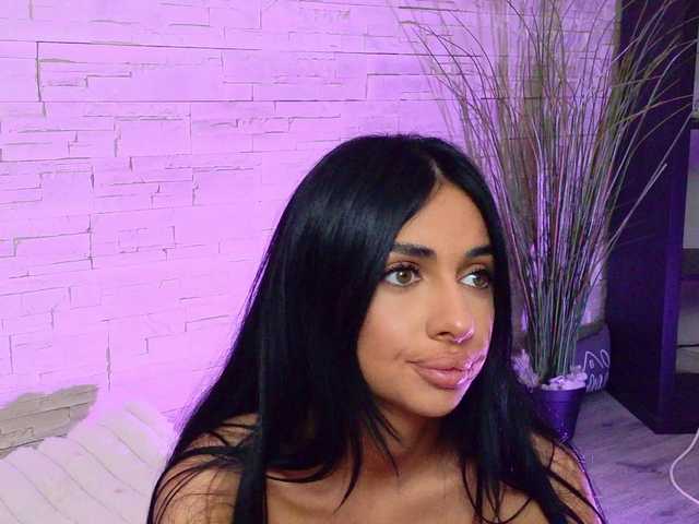 Sex chat gratuit in direct cu VanessaVosss pe BongaCams