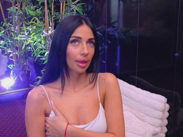 Sex chat gratuit in direct cu VanessaVosss pe BongaCams