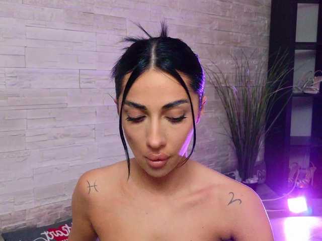Sex chat gratuit in direct cu VanessaVosss pe BongaCams