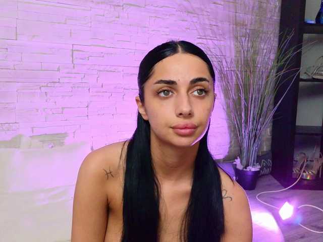 Sex chat gratuit in direct cu VanessaVosss pe BongaCams