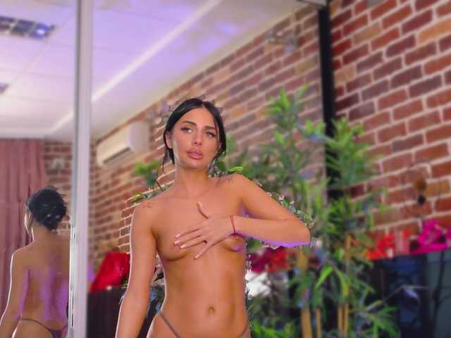 VanessaVosss live cam on BongaCams