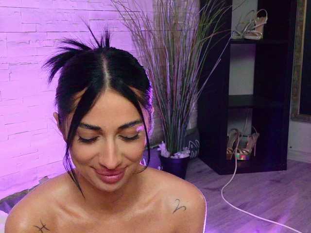 Sex chat gratuit in direct cu VanessaVosss pe BongaCams