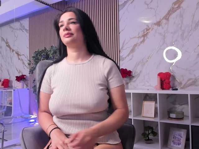 Sex chat gratuit in direct cu AltessaVoss pe BongaCams