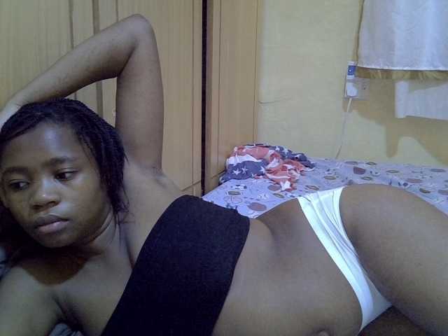 pretty-bianca live cam on BongaCams